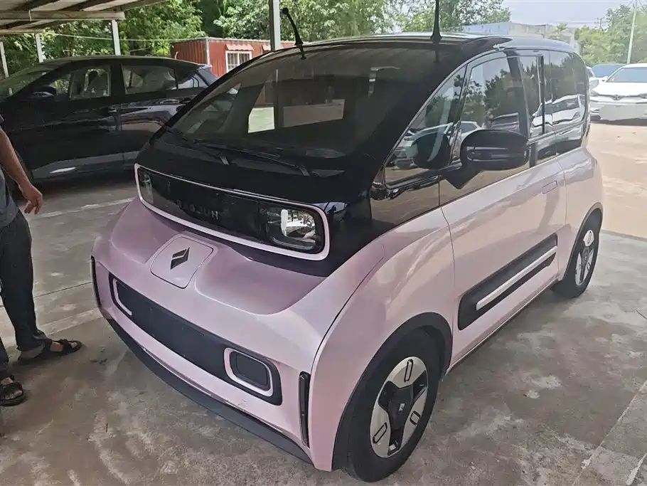 Baojun E300 2020 Plus Stellar Smart Travel Edition