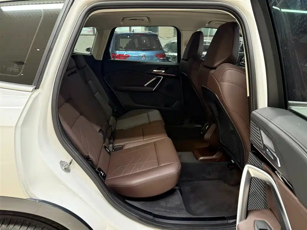 BMW X1 2023 sDrive20Li X Design Package фото 22