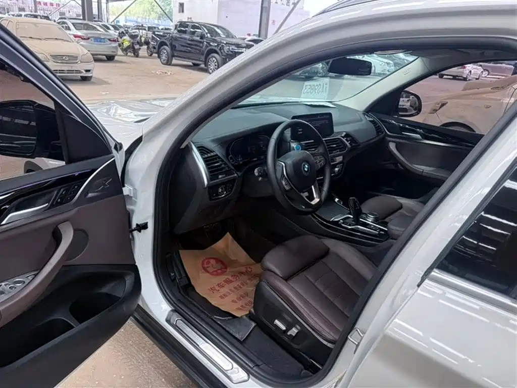 BMW iX3 2021 Pioneer фото 7