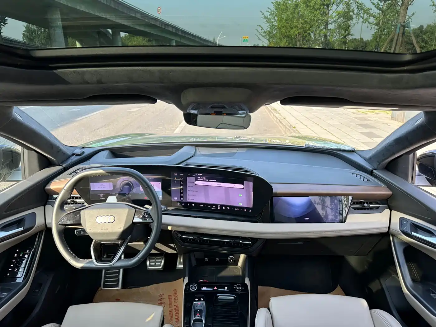 Audi Q6L e-tron 2025 Model Pioneer Edition фото 14