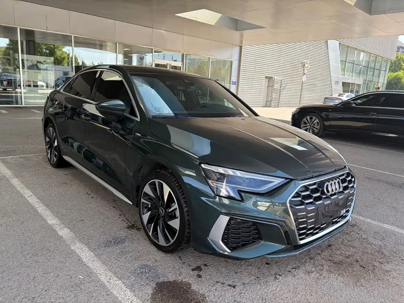 Audi A3 2023 Facelift A3L Limousine 35 TFSI Fashion Sport фото 3