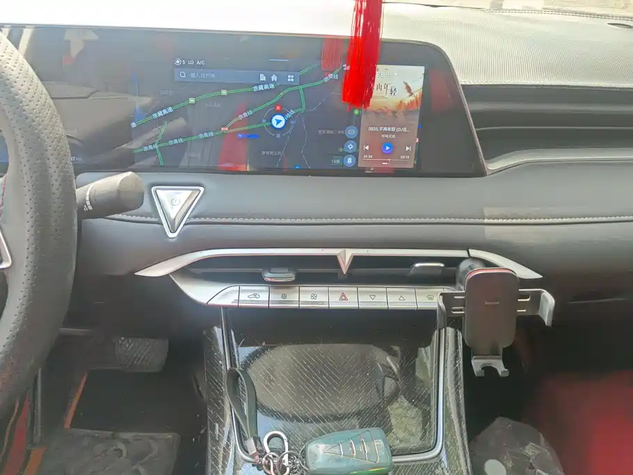 Venucia Big V 2022 2021 260T Idol Edition