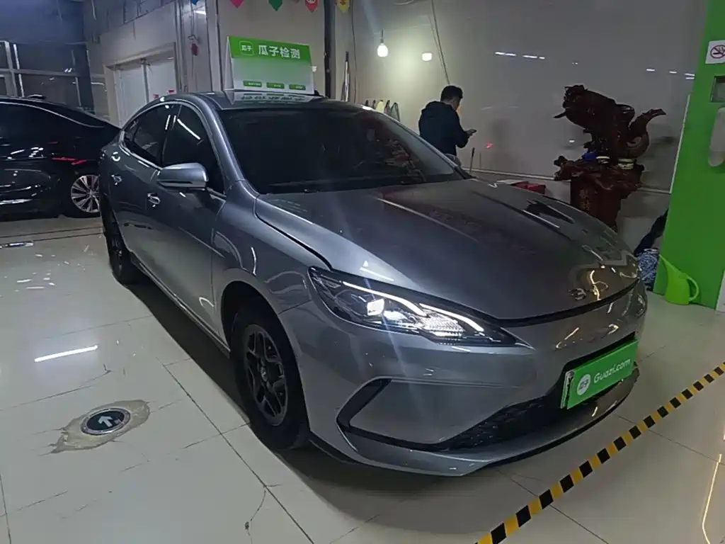 Фото 4 - BYD Seal 05