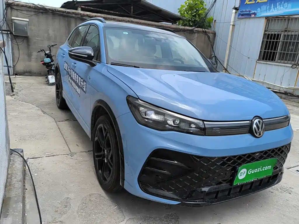 Volkswagen Tiguan L 2025 2026 PRO 380TSI 4WD R-Line Smart Premium Edition