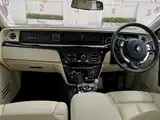 Фото 4 - Rolls-Royce Phantom
