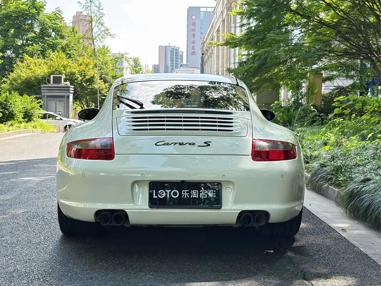 Photo 5 - Porsche 911
