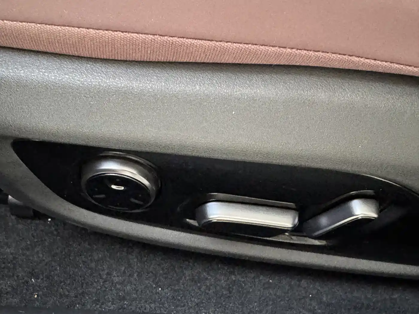 BYD Seal 07 DM-i 2025 Smart Drive Edition DM-i 1.5L 125km Luxury фото 11