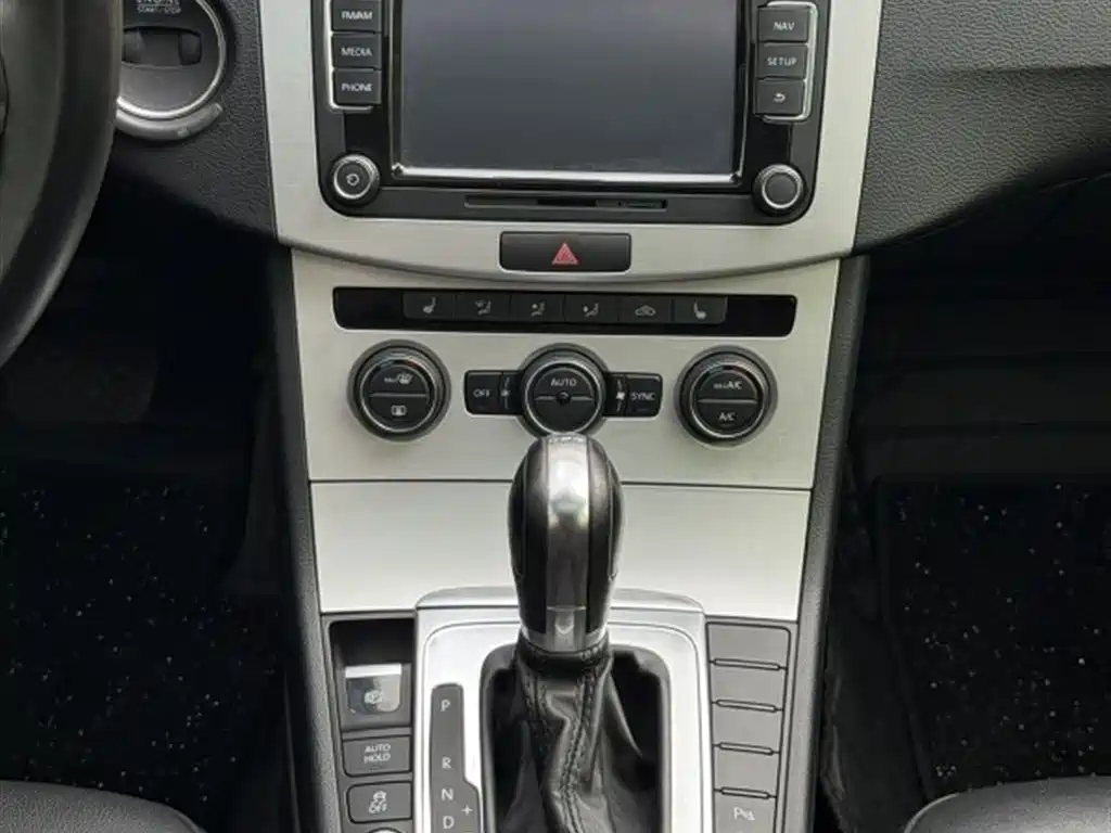 Volkswagen Magotan 2016 1.8TSI Smart Luxury фото 6