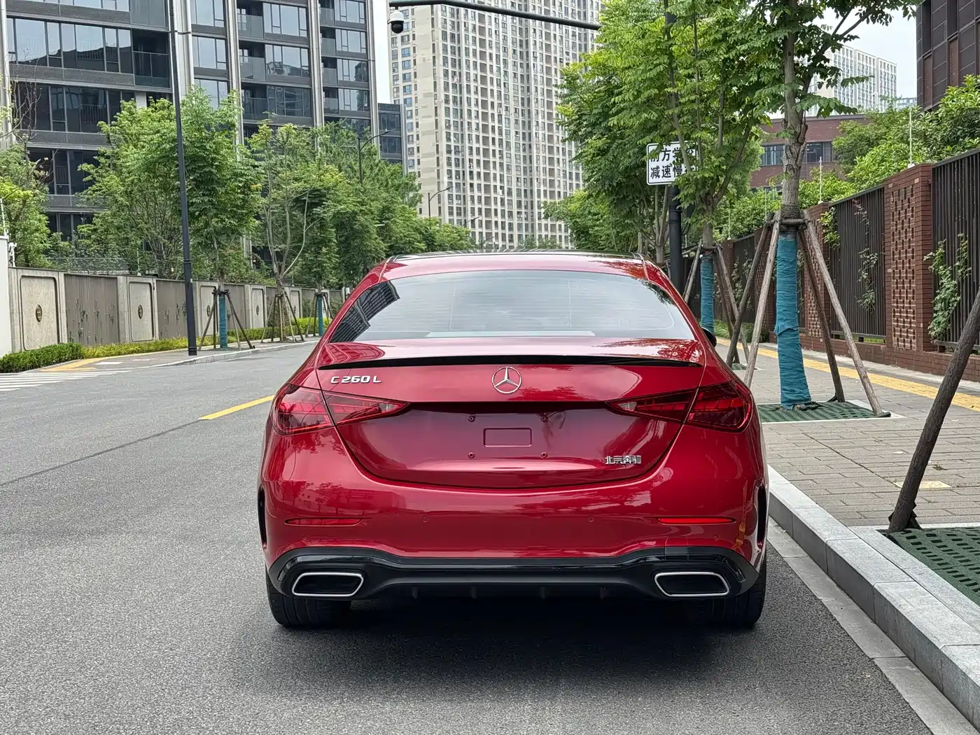 Mercedes-Benz C-Class 2023 Facelift C 260 L Night Sport Edition фото 4