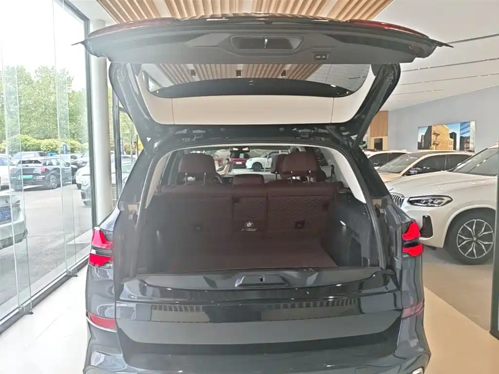 BMW X5 2023 xDrive 30Li Premium M Sport Package фото 19