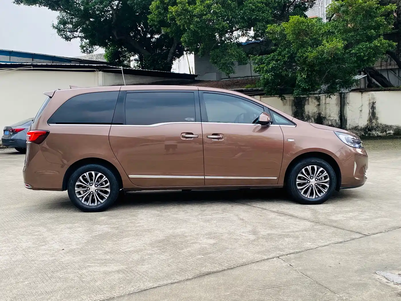 Buick GL8 2021 Land Business Class 652T Luxury фото 15