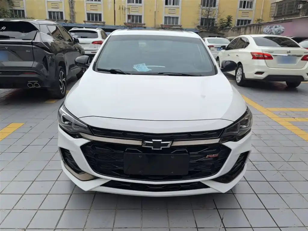 Chevrolet Monza 2019 RS 330T Auto Smooth Edition China VI фото 3