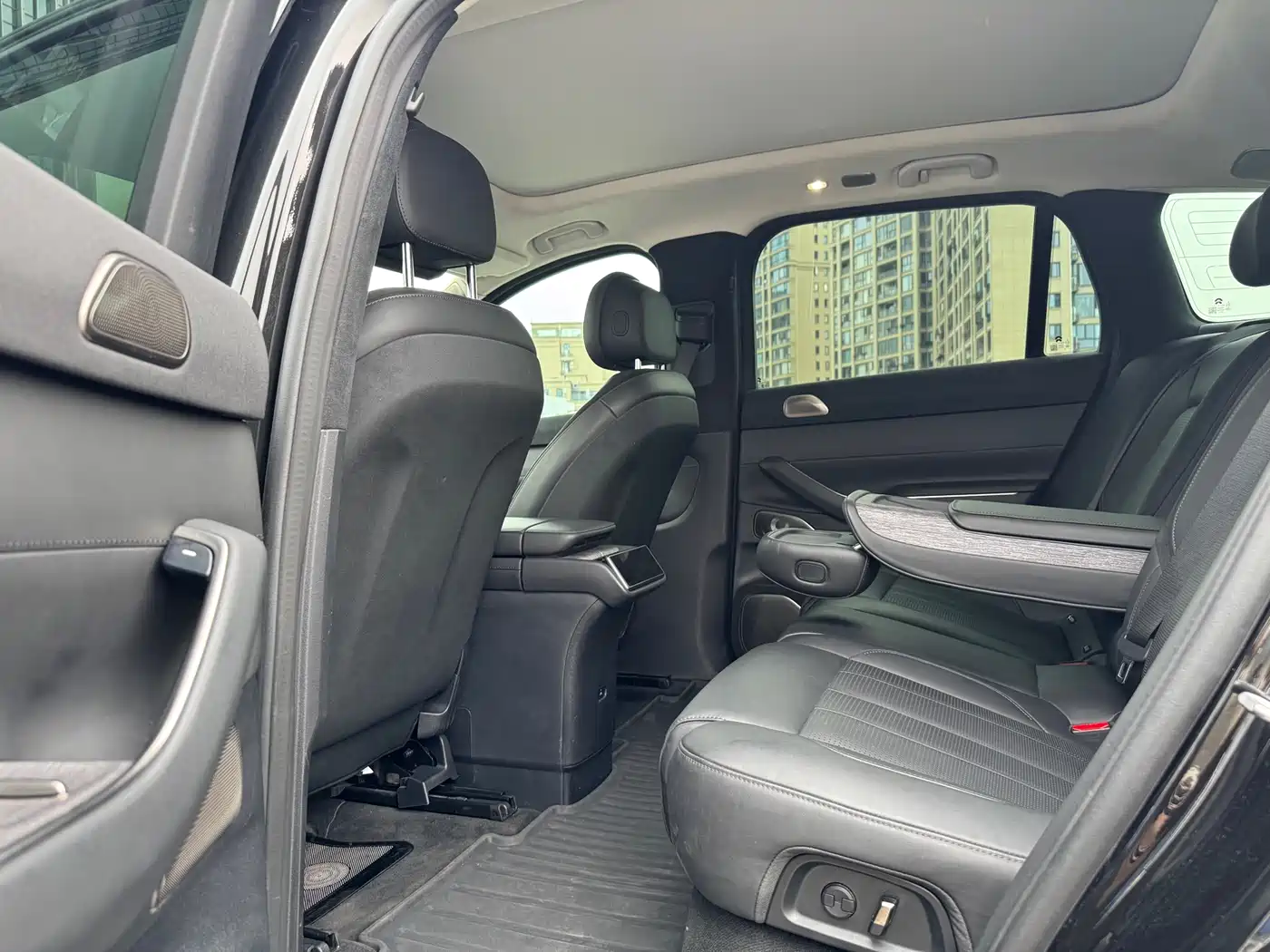NIO ES7 2024 100kWh Signature Edition фото 8
