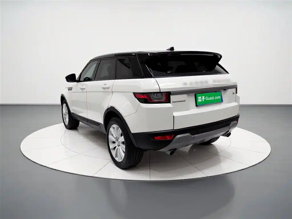 Land Rover Range Rover Evoque 2017 2.0T SE Smart Shine Edition фото 23