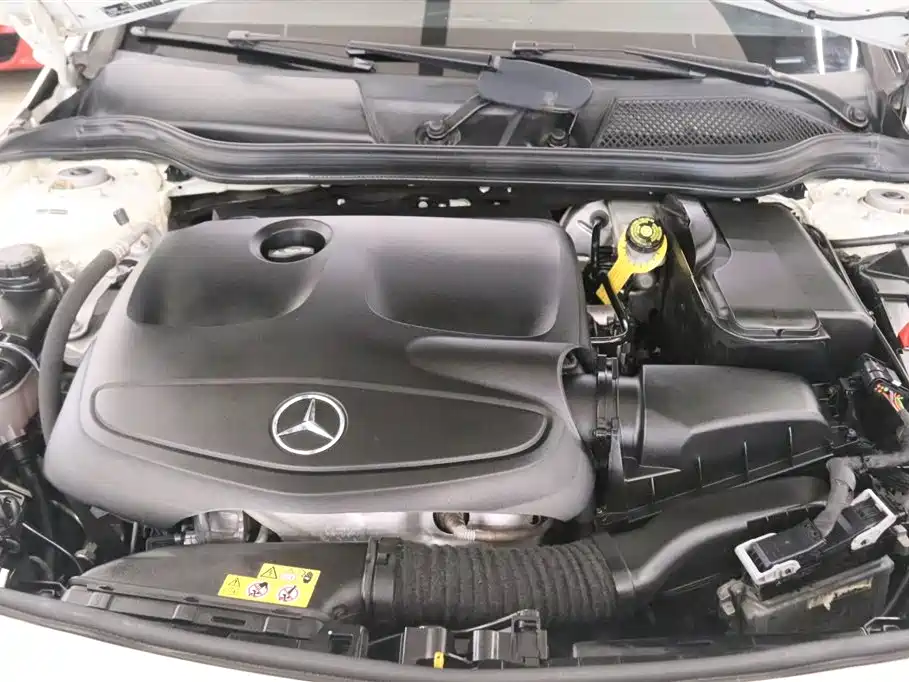 Mercedes-Benz CLA (Import) 2016 Facelift CLA 220 4MATIC фото 18
