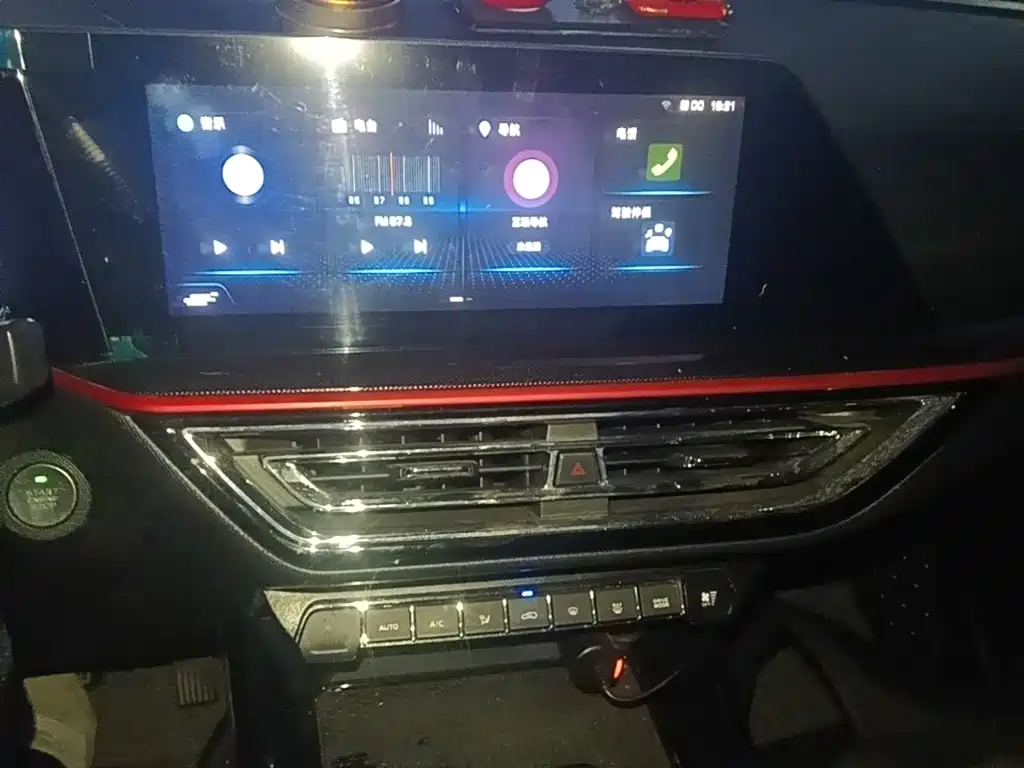 Changan Oshan Changan Oushang X5 2022 2021 Facelift 1.5T DCT Luxury