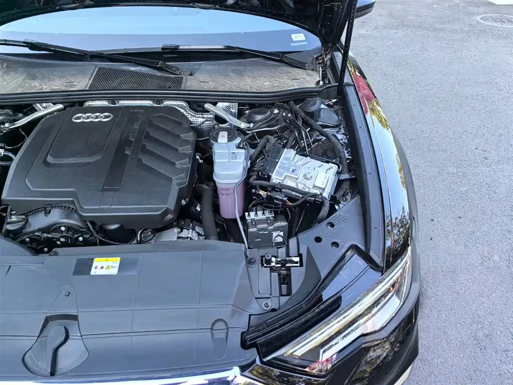 Audi A6L 2025 45 TFSI quattro Premium Sport фото 18
