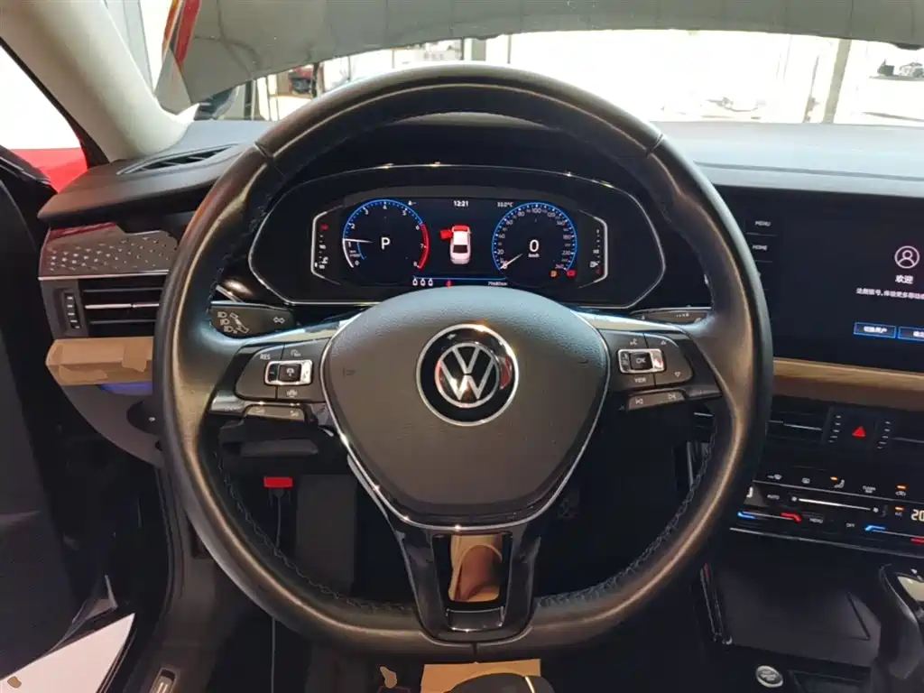 Volkswagen Passat 2021 Model 380TSI Luxury Edition фото 11