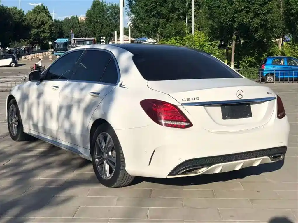 Mercedes-Benz C-Class 2016 C 200 L Sport фото 6