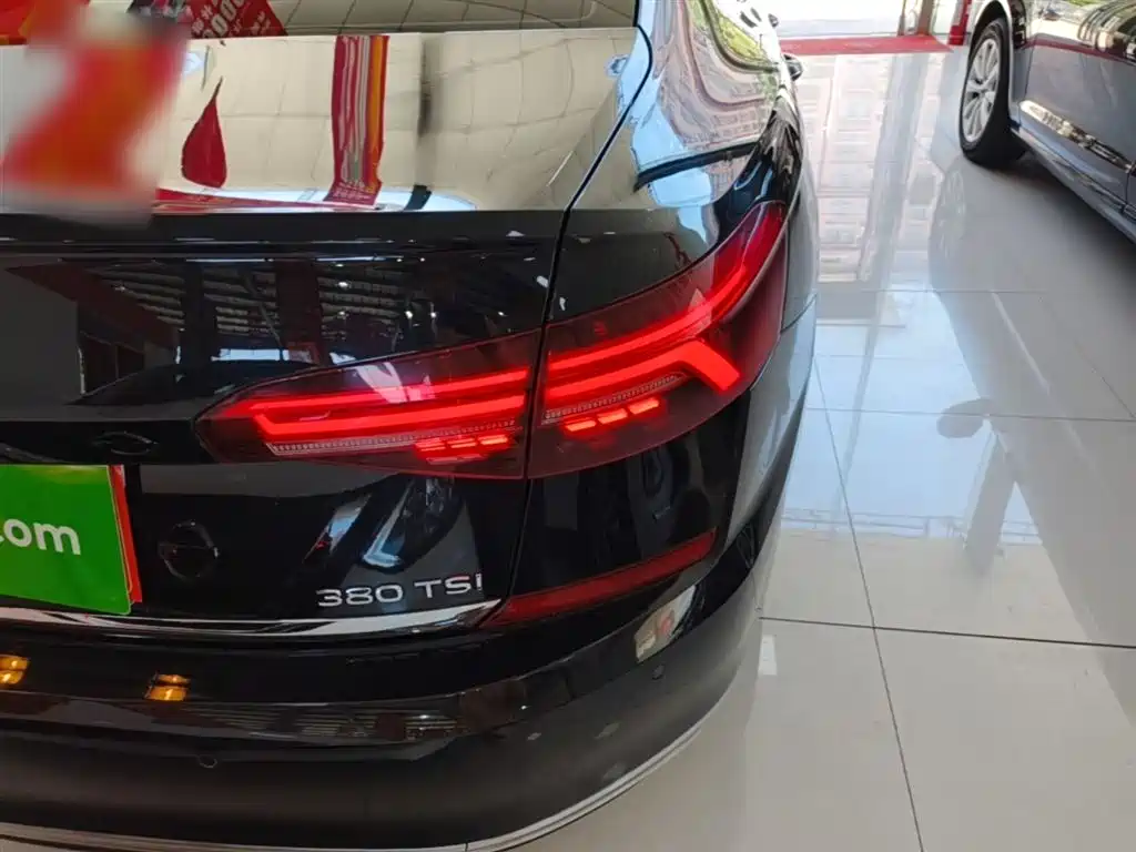 Volkswagen Passat 2021 Model 380TSI Luxury Edition фото 8