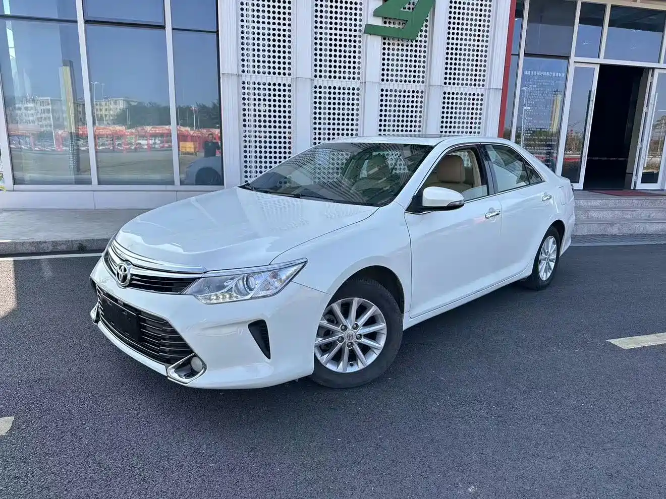 Toyota Camry 2016 2.0E 10th Anniversary Elite Edition