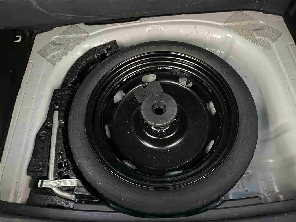 Volkswagen Tharu 2022 280TSI 2WD Trend фото 17