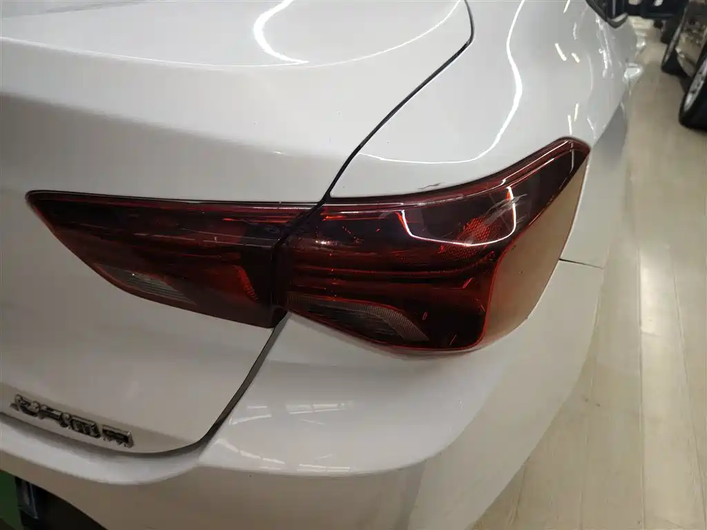 Chevrolet Cavalier 2022 325T Auto Delight Edition фото 24