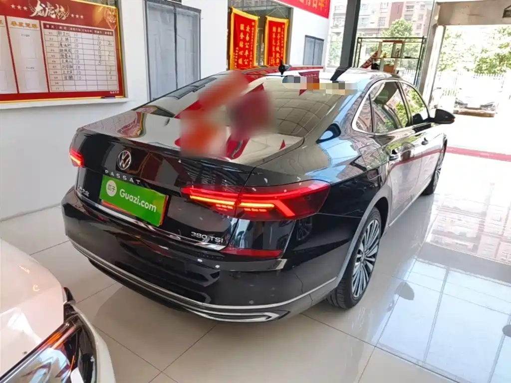 Volkswagen Passat 2021 Model 380TSI Luxury Edition фото 7