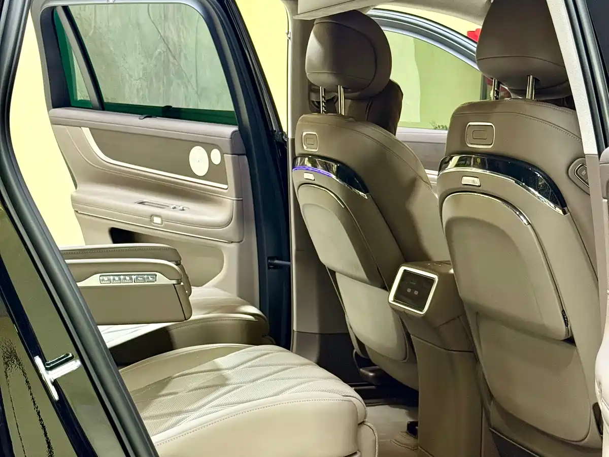 AITO Wenjie AITO M9 2025 Extended Range Ultra 52kWh 6-Seater фото 8