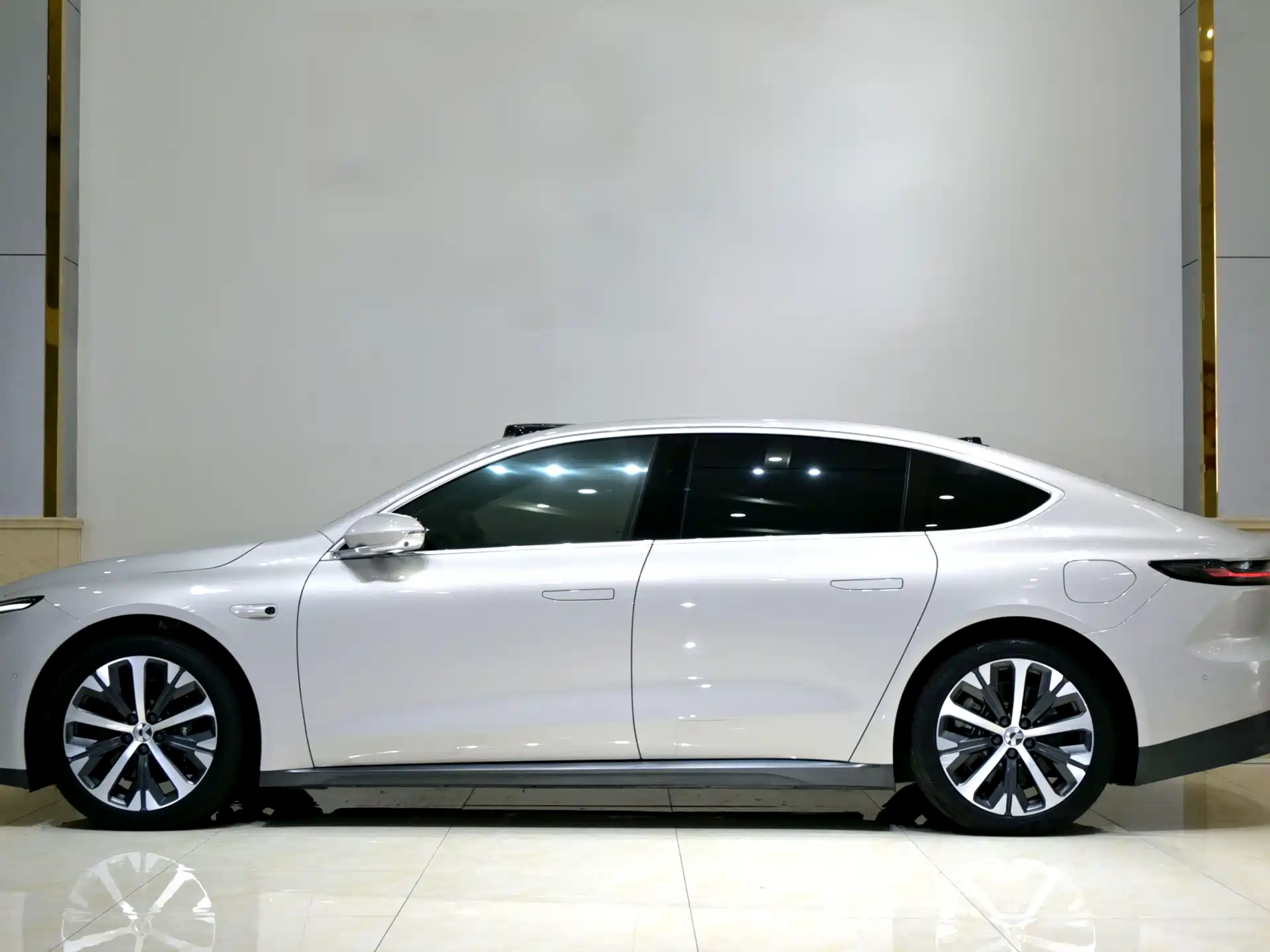 Фото 4 - NIO ET7