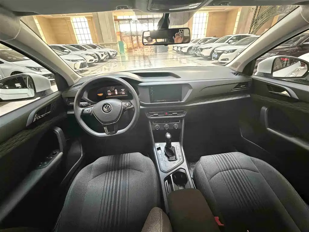 Volkswagen Tharu 2022 280TSI 2WD Trend фото 10