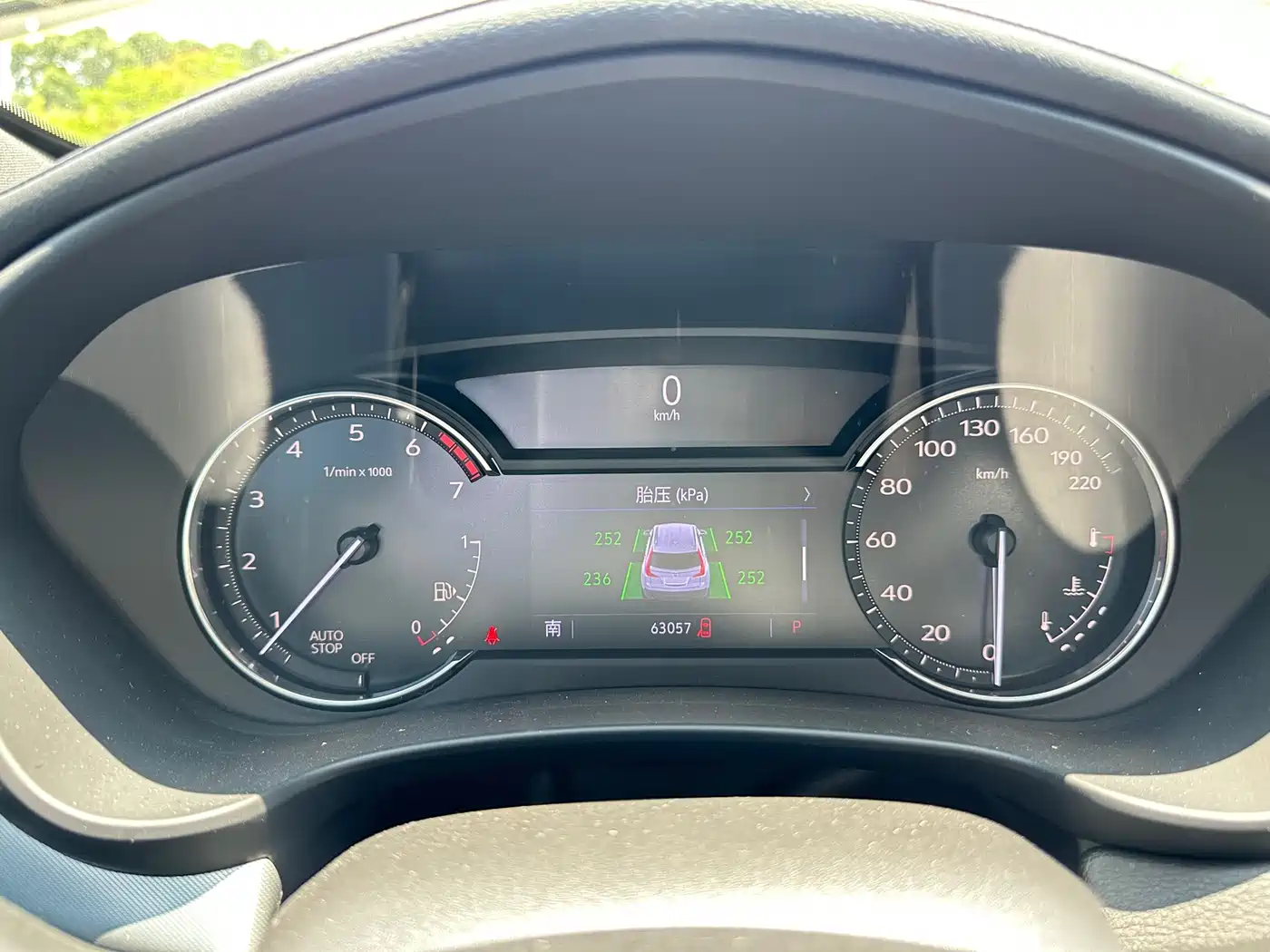 Cadillac XT4 2021 28T FWD Luxury Edition фото 16