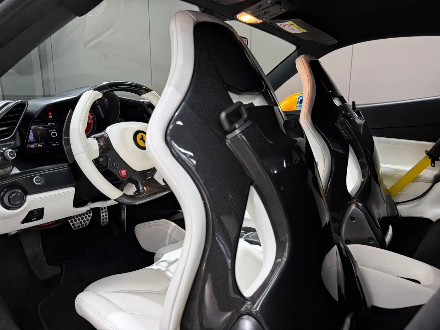 Ferrari 488 2015 488 GTB фото 20