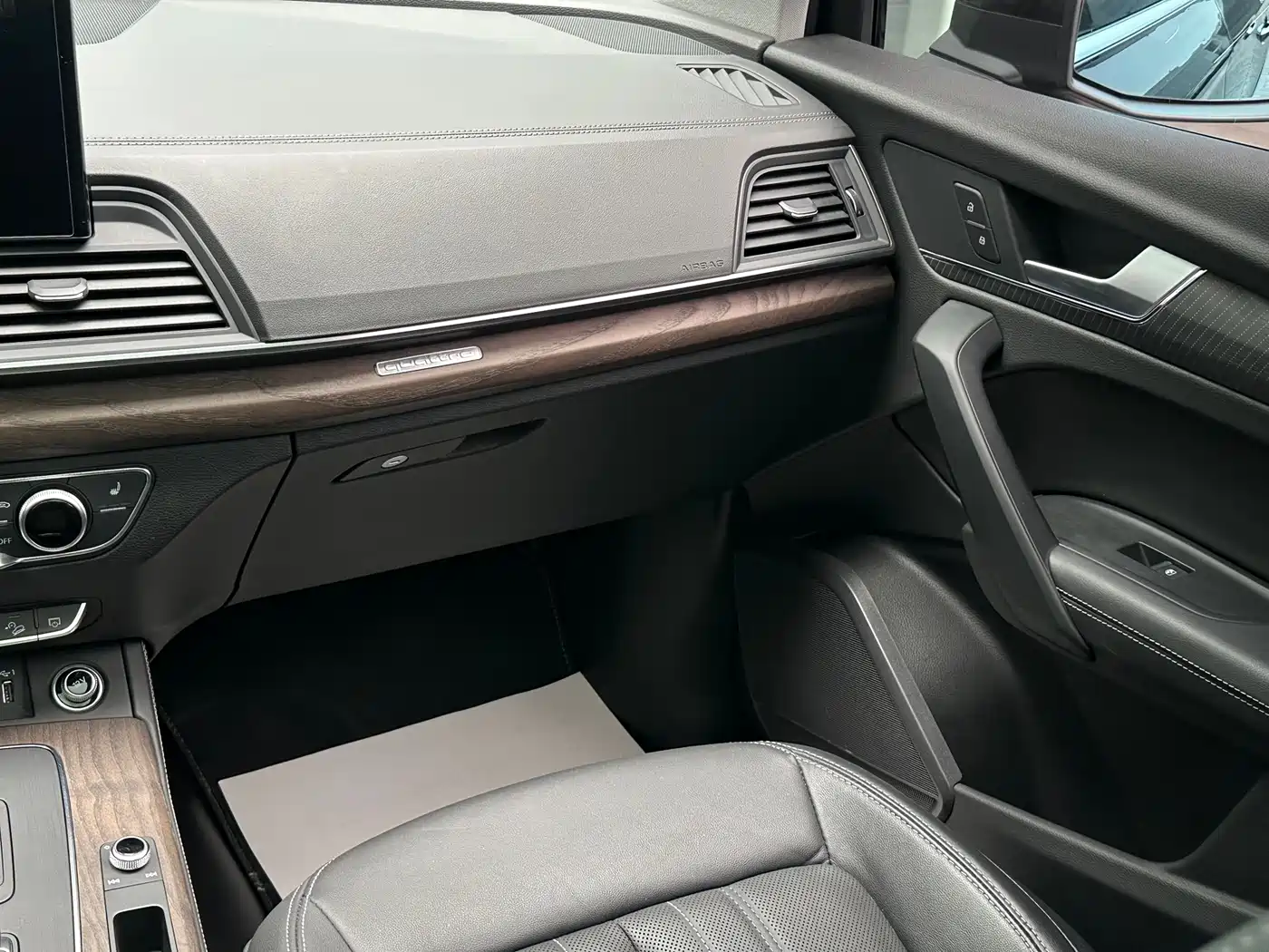 Audi Q5L 2023 40T Luxury Elegance фото 11