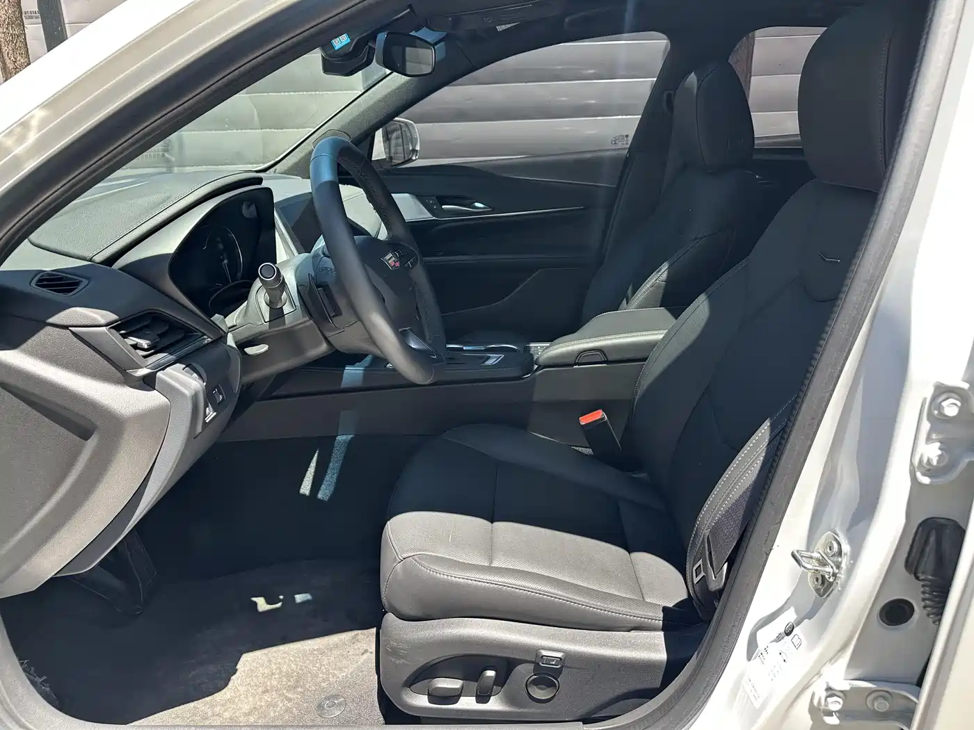 Cadillac CT4 2023 28T Luxury Model фото 7