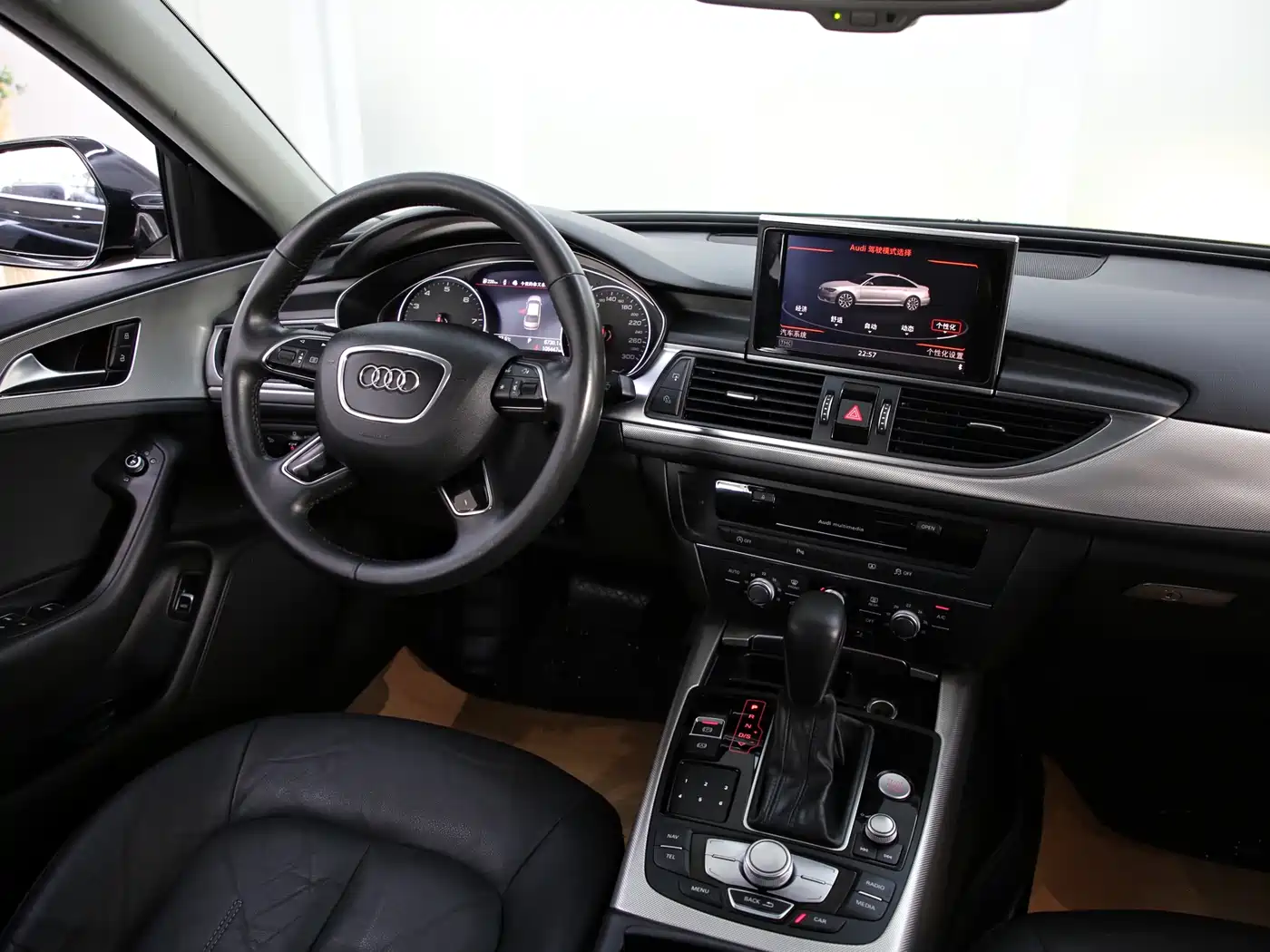 Audi A6L 2018 Model 35 TFSI Collector's Edition фото 4