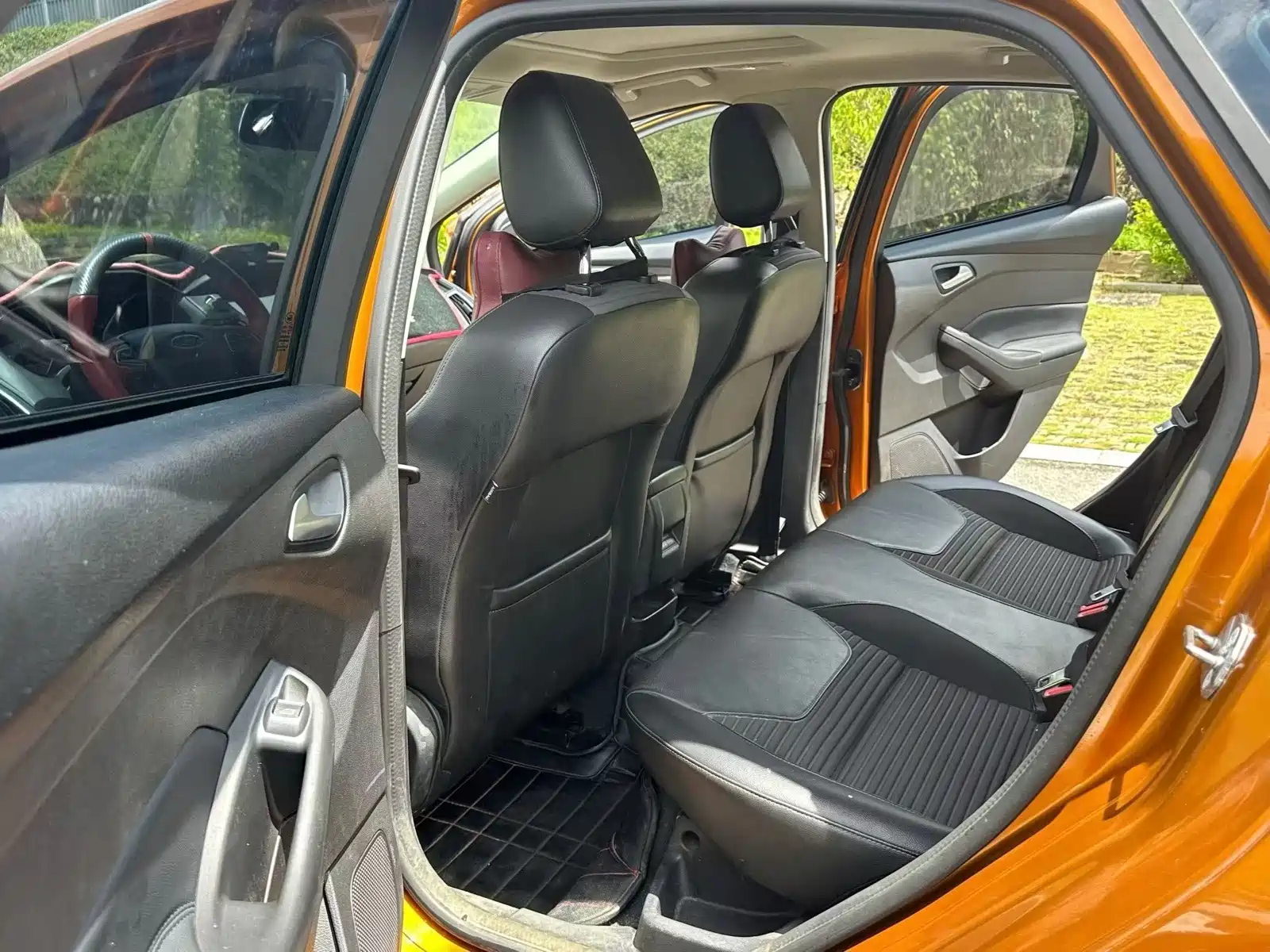 Фото 7 - Ford Focus