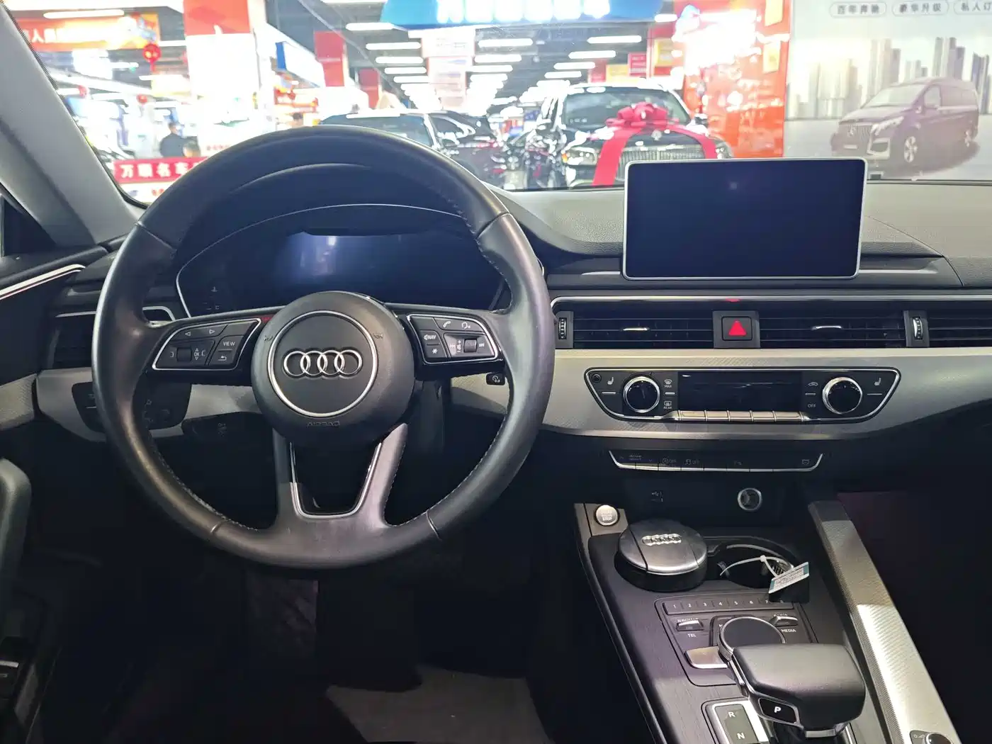 Audi A5 (Import) 2019 Sportback 45 TFSI Fashion фото 13