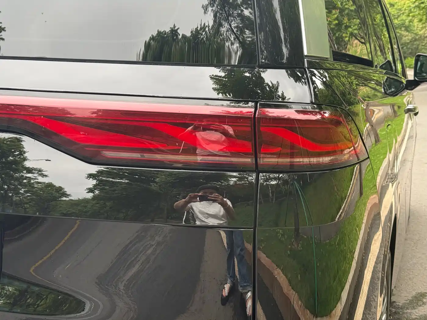 BYD Xia 2025 DM-i 1.5T 100km Surpass Edition фото 10