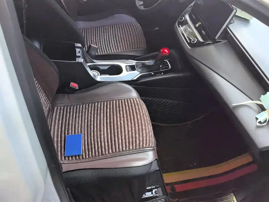 Toyota Levin 2021 185T CVT Progressive Edition фото 8