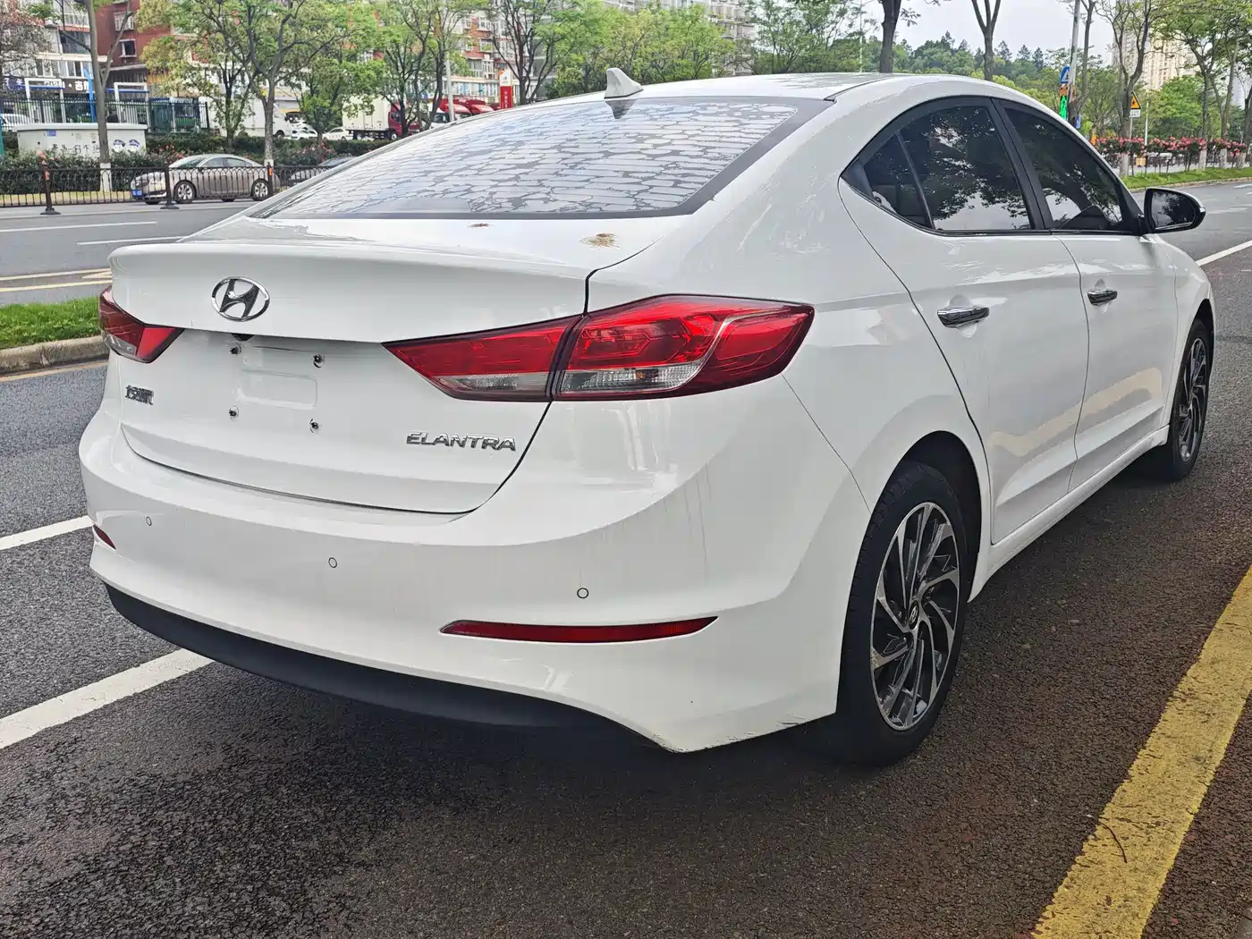Hyundai Elantra 2020 1.5L CVT Smart Style·Elite фото 4