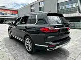 Фото 18 - BMW X7
