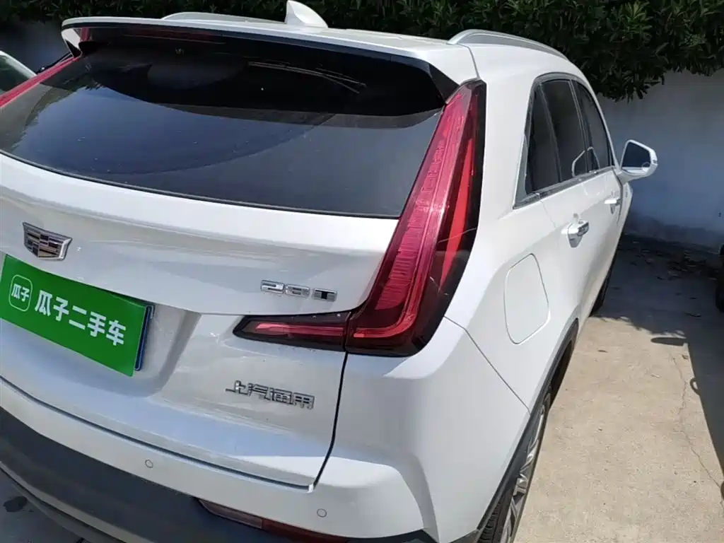 Cadillac XT4 2018 28T FWD Leading Edition фото 8