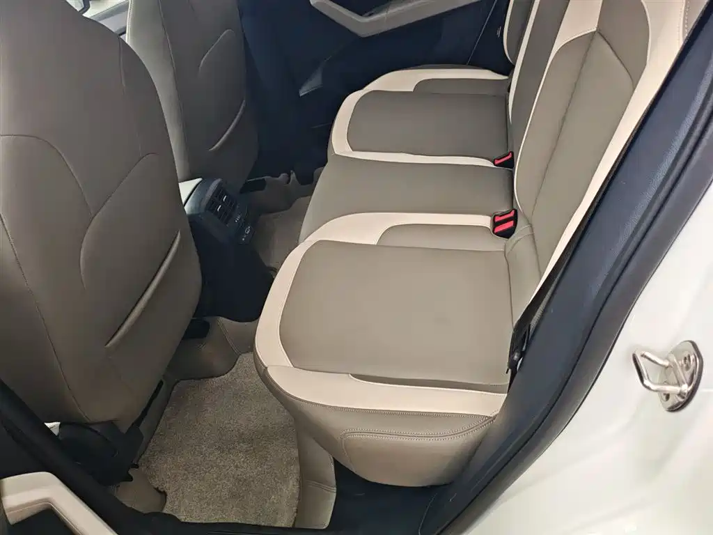 Volkswagen Tharu 2025 Model Rising Star 300TSI Aspiration Edition фото 14