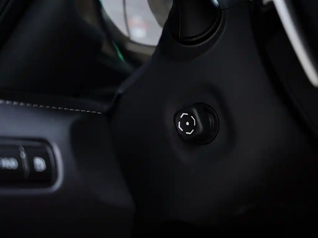 Lexus LC 2018 500h Sport Edition фото 37