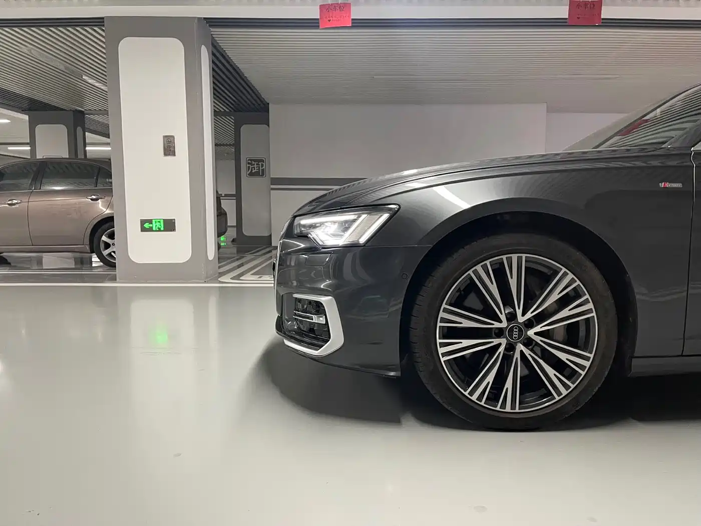 Audi A6L 2022 55 TFSI quattro Premium Elegance фото 5