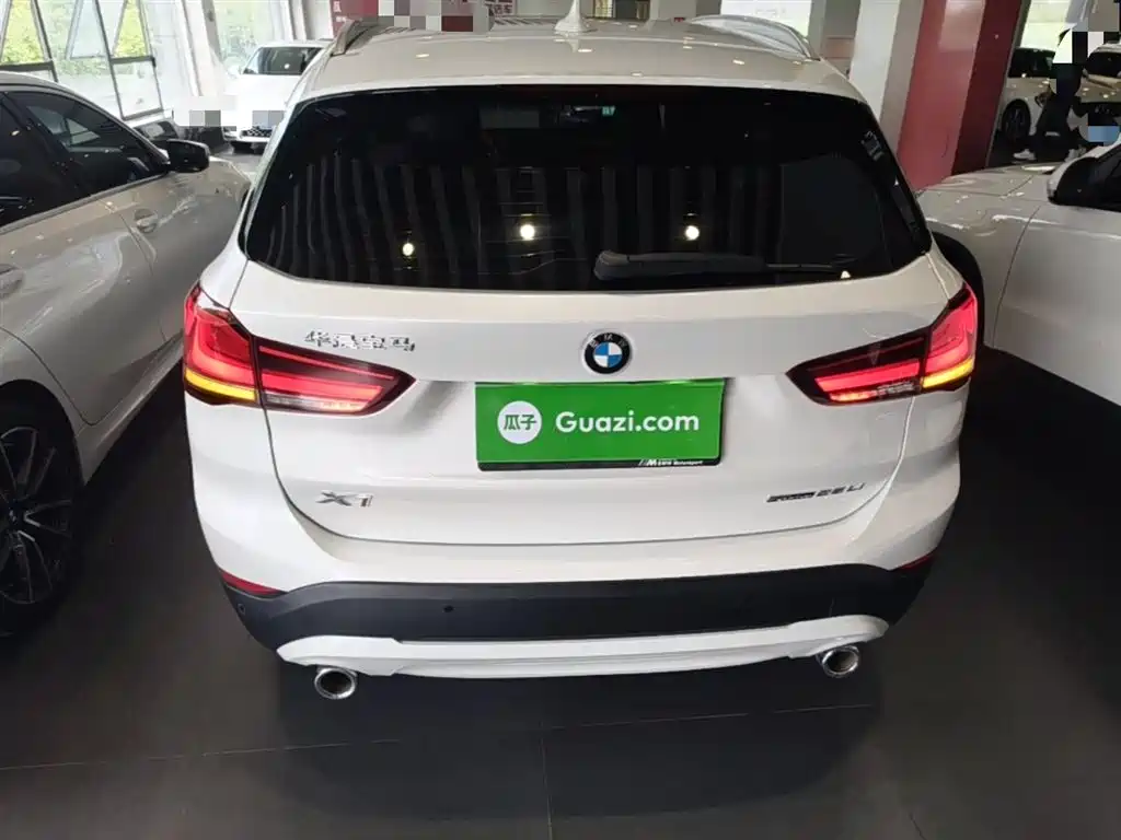 BMW X1 2022 sDrive25Li Leading фото 6
