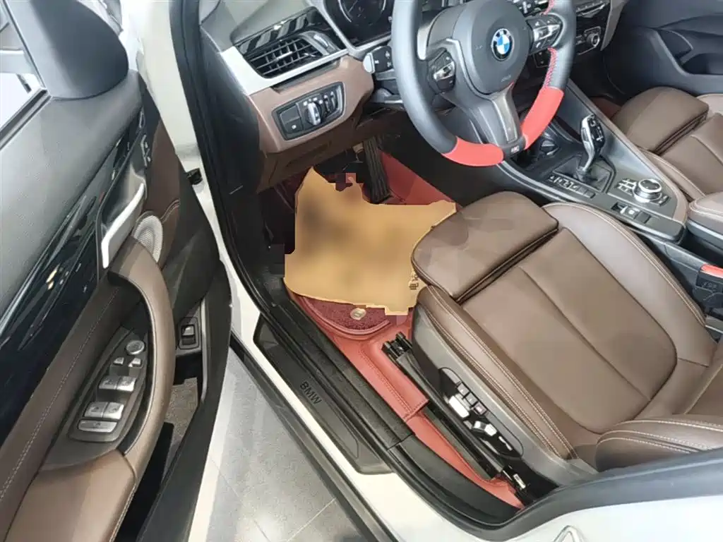 BMW X1 2022 sDrive25Li Leading фото 16