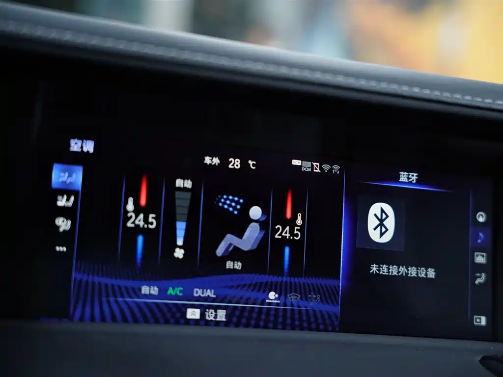 Lexus LC 2018 500h Sport Edition фото 12
