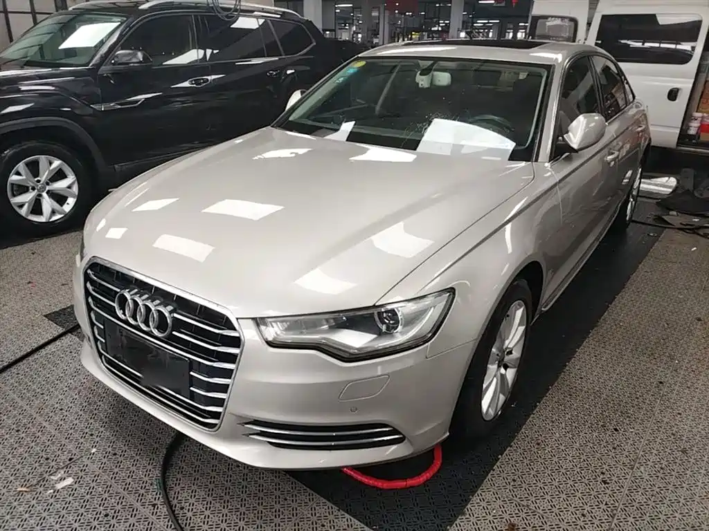 Audi A6L 2015 30 FSI Millionth Anniversary Comfort Enjoyment Type фото 2